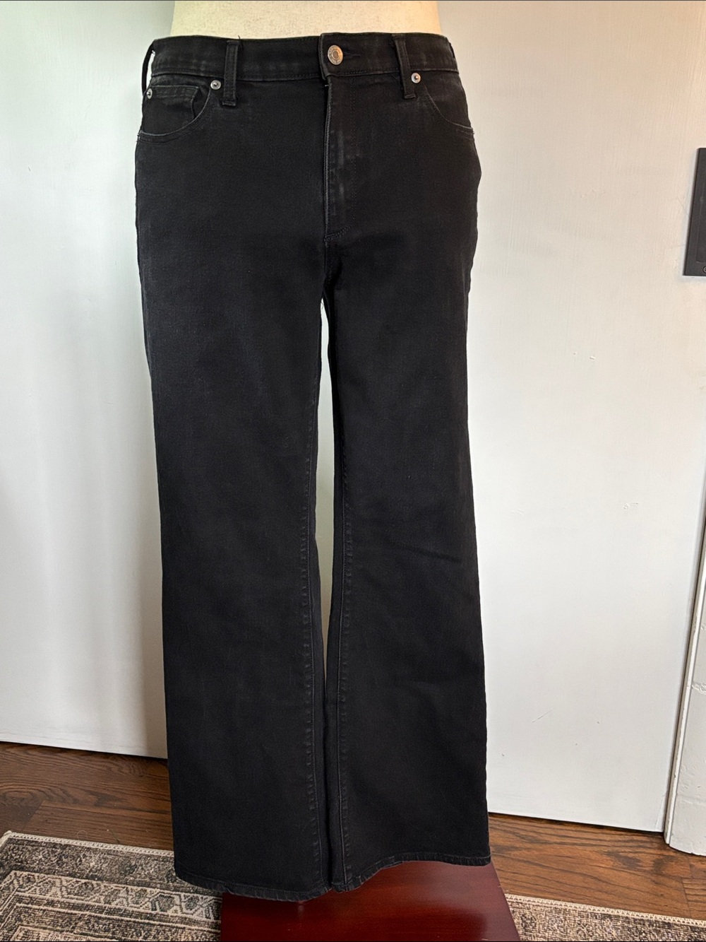 GAP Women’s Black Bootcut Jeans
